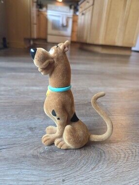 Vintage Scooby Doo Flocked Toy Figurine Swiveling Head & Tail, Fuzzy Hard Toy